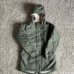 Patagonia Girls Isthmus Insulated Parka - Green - Size Large